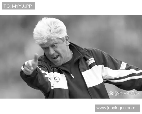 宣布退役的足球球星回顾辉煌生涯与绿茵场最后告别