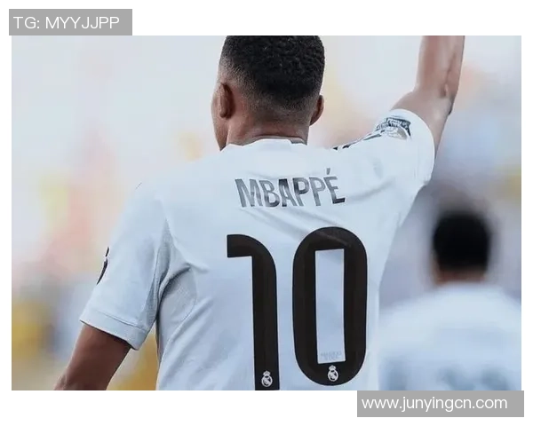 足球明星替补上场薪资揭秘：替补球员背后的高额收入和商业价值