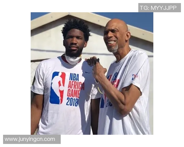 足球球星增重背后的原因与影响解析 体能提升与比赛表现的关系探讨